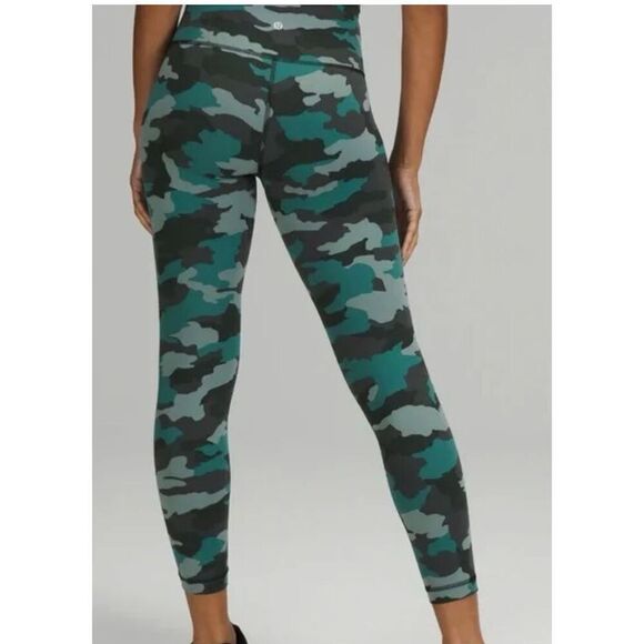 lululemon blue/black camo leggings size 4 - Picture 9 of 10